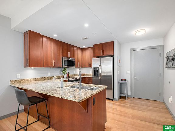 5th image of 220 S 31st Ave APT 3312