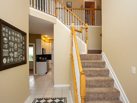 5th image of 613 Hickory Overlook Dr
