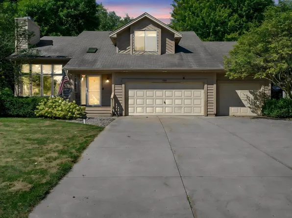 7600 Eileen St, Eden Prairie, MN 55346