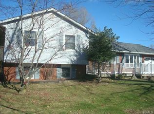 1 Linda Ann Dr, Shawangunk, NY 12589