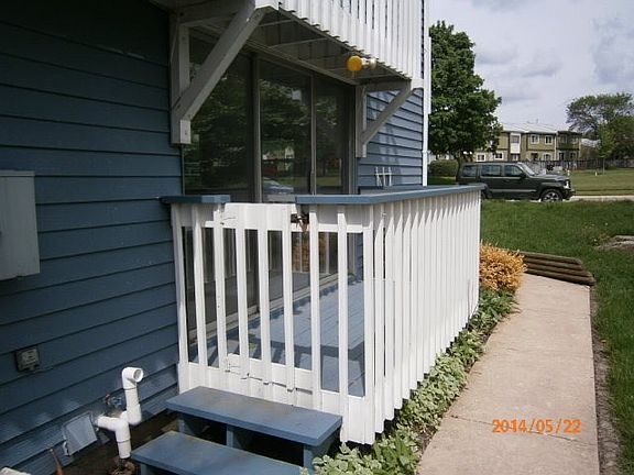 3rd image of 233 Calumet Ct Unit C