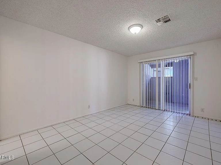 9001 W Elm St #7 — Photo 22