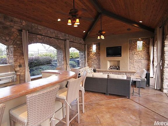 3rd image of 3439 Vista De Madera