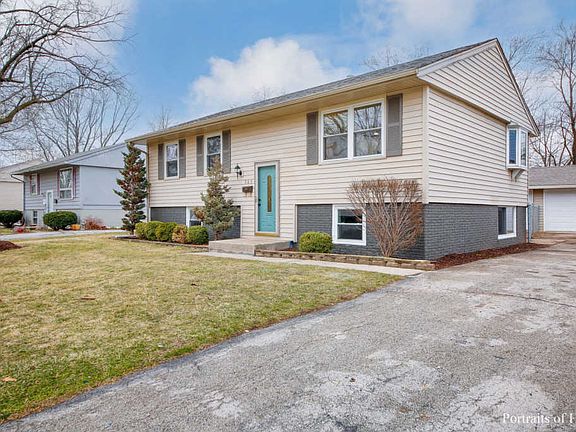 2nd image of 305 E Birch Dr