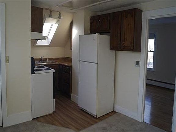 2nd image of 3 Kehoe Ave