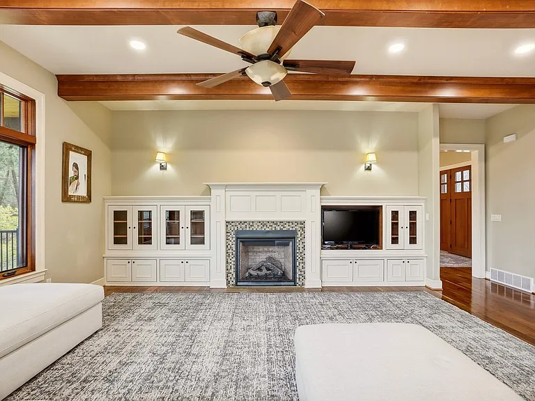 7310 E Hatch Rd — Photo 8
