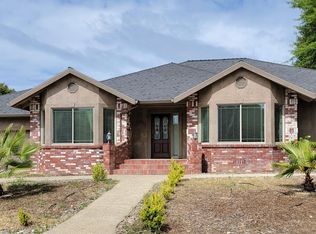 280 Ironwood Ln, Redding, CA 96003