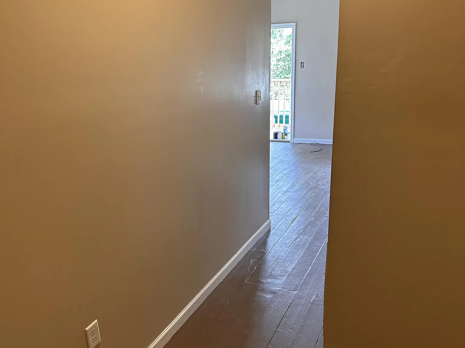 14413 Rippy Rd - B — Photo 2