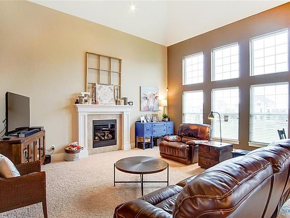 2nd image of 3265 Sterlingwood Ln