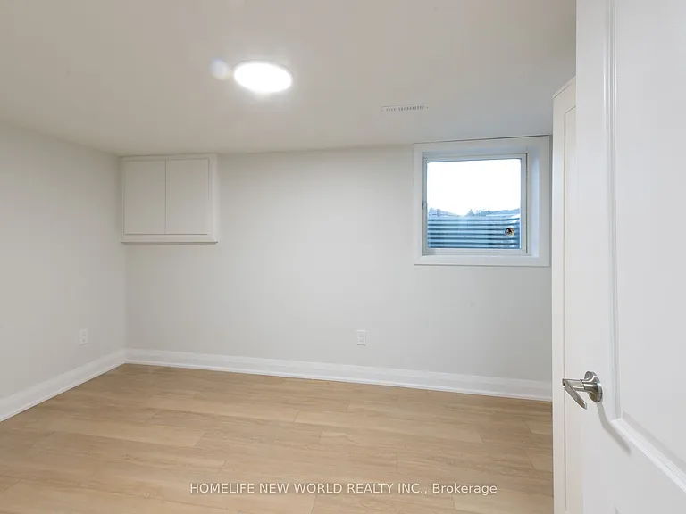 1 Clydesdale Dr #BASEMENT — Photo 3