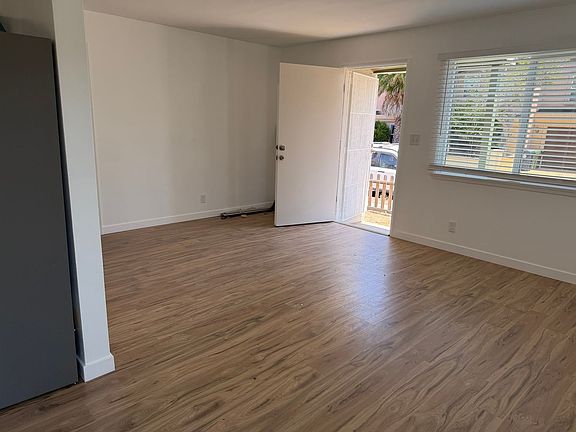 5th image of 16179 Firmona Ave