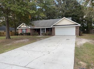 295 Creekside Cir, Ellabell, GA 31308