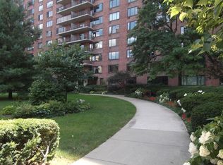 392 Central Park W APT 1E, New York, NY 10025
