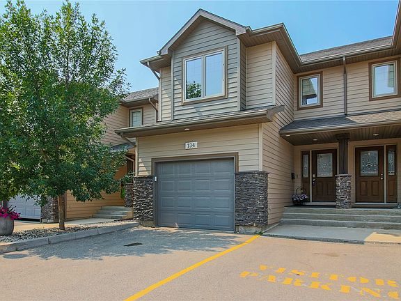 2nd image of 4100 Sandhill Crescent #134