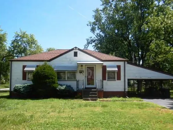 3600 Saint Bridget Ln, Saint Ann, MO 63074