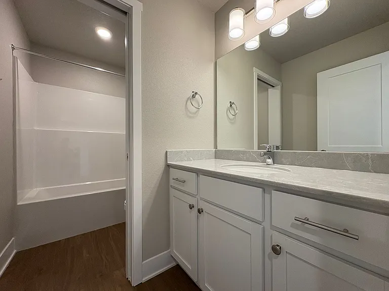 Edgeland Waukee — Photo 17