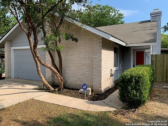 3rd image of 9619 Ivy Bend St
