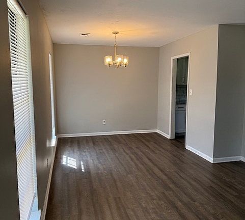 Dining/Office