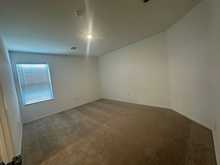 2022 Chandler Meadows Dr — Photo 40