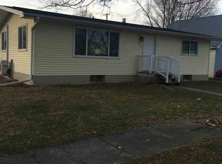 412 S Church St, Clarksville, IA 50619