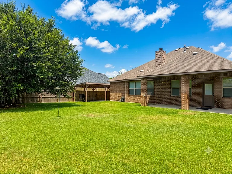 107 Mallory Ln — Photo 14