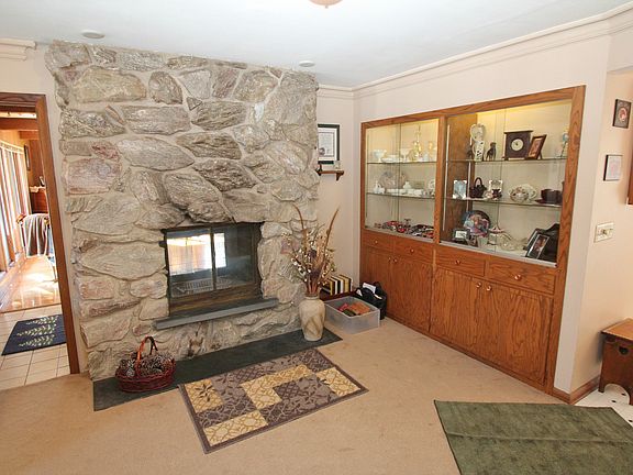 5th image of W226N3961 Grandview Dr