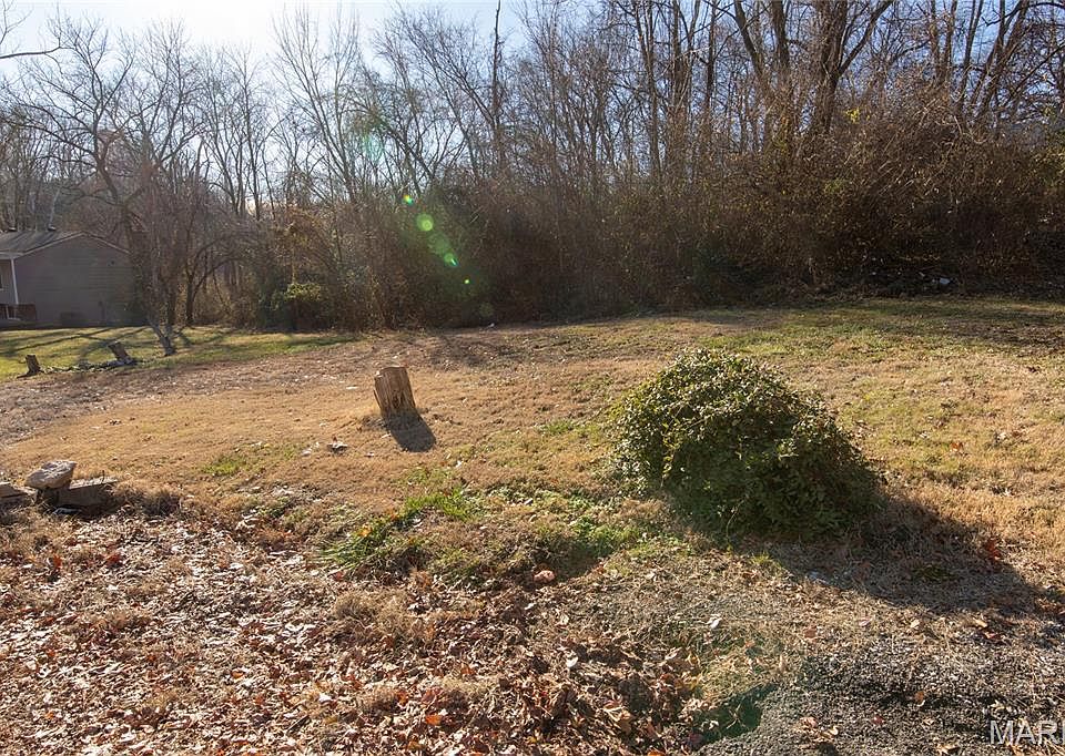 1st image of 29 Highwood Dr