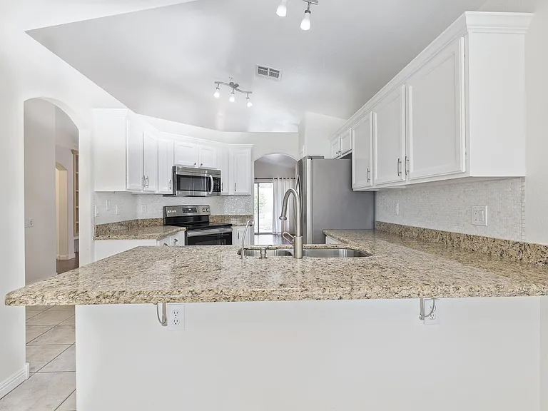 7362 E Hanover Way — Photo 12