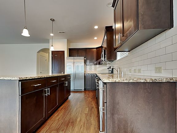 3rd image of 9963 Justman St SE