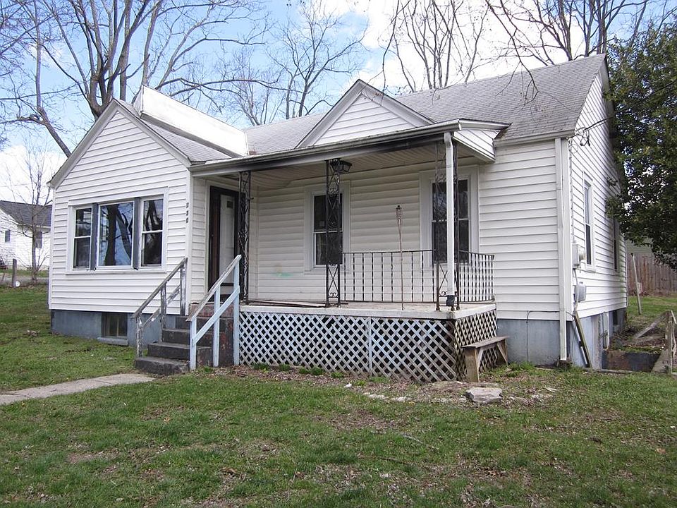 1st image of 230 S 9th St