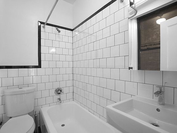 5th image of 57 W 10th St APT 5AF