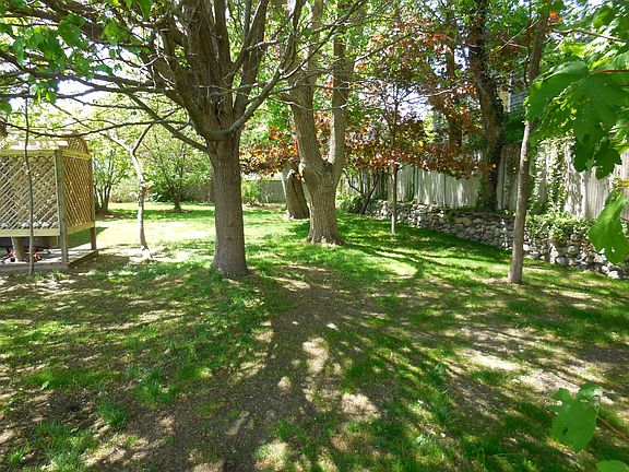 2nd image of 92 Orchard Ave