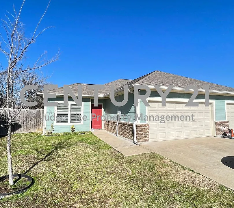 214 Lasso Cir