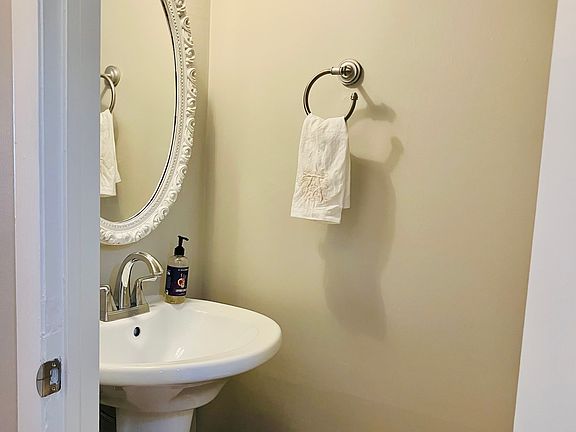 5th image of 7734 Kingsberry Ct