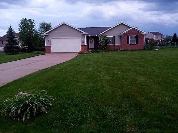 Large Front and Backyard