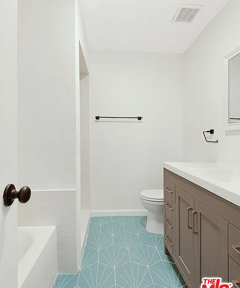 1750 Camino Palmero St #538 — Photo 9
