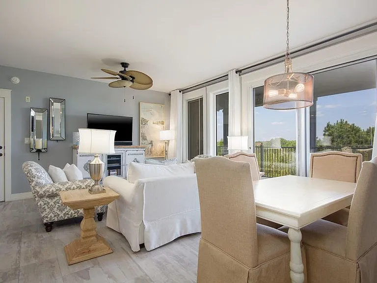 9300 Baytowne Wharf Blvd #527 — Photo 11