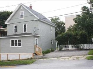 26 Cook St, Auburn, ME 04210