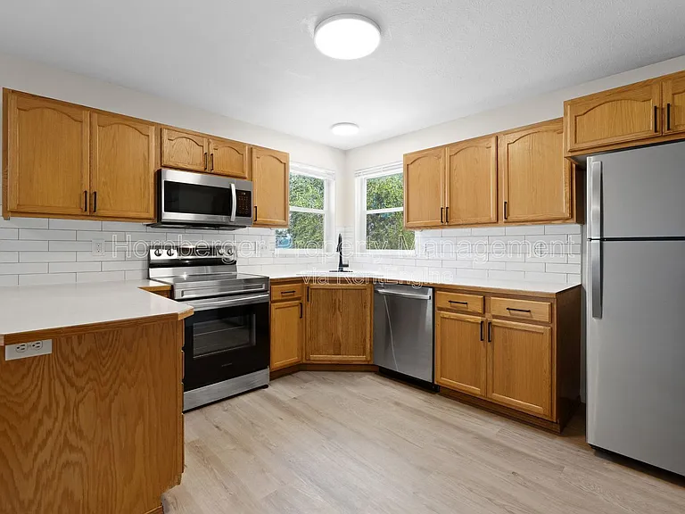 1605 E Hartson Ave #2 — Photo 10
