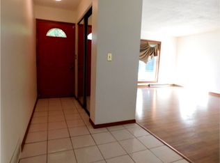 4560 Brougham Dr, Rockford, IL 61114