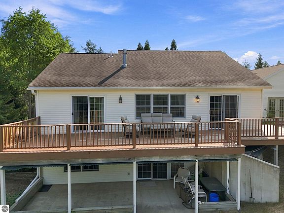 2nd image of 3854 W 18 Rd