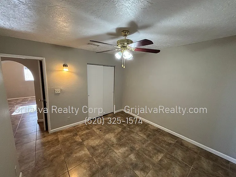 255 Silverbell — Photo 10