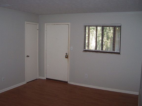 2nd image of 180 Woodland Ave