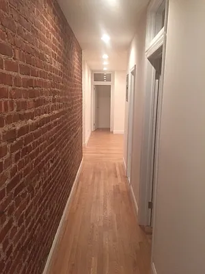 Rented by PMG Real Estate  | media 12