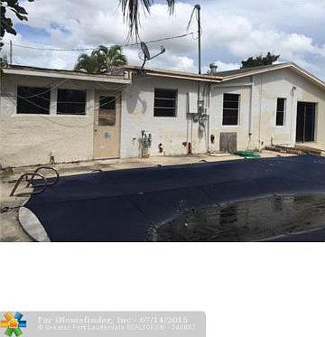 2nd image of 811 NW 69th Ave