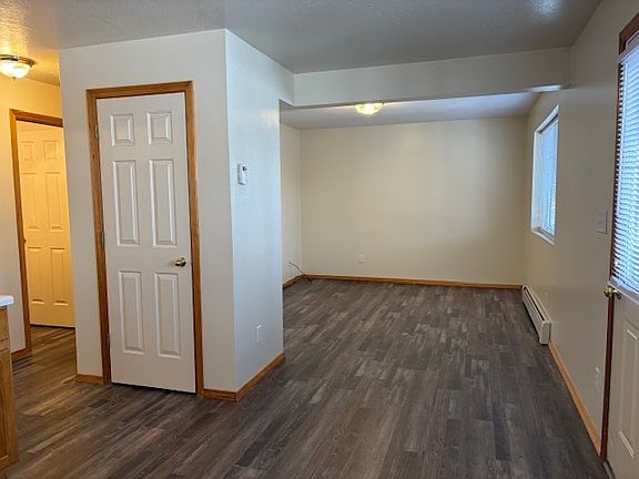 4th image of 306 Walnut St #C