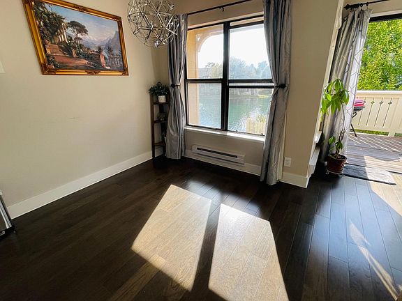 3rd image of 228 Shoreline Ct