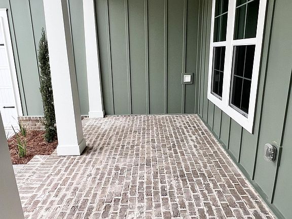 2nd image of 137 Caraway Dr