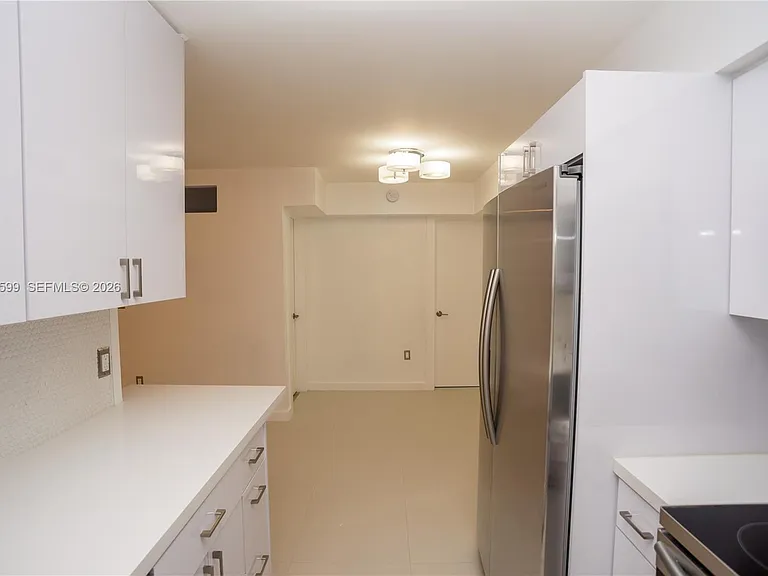 3755 NE 167th St #8 — Photo 9