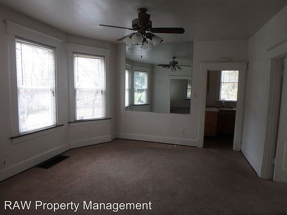5th image of 5333 Chapman St #1